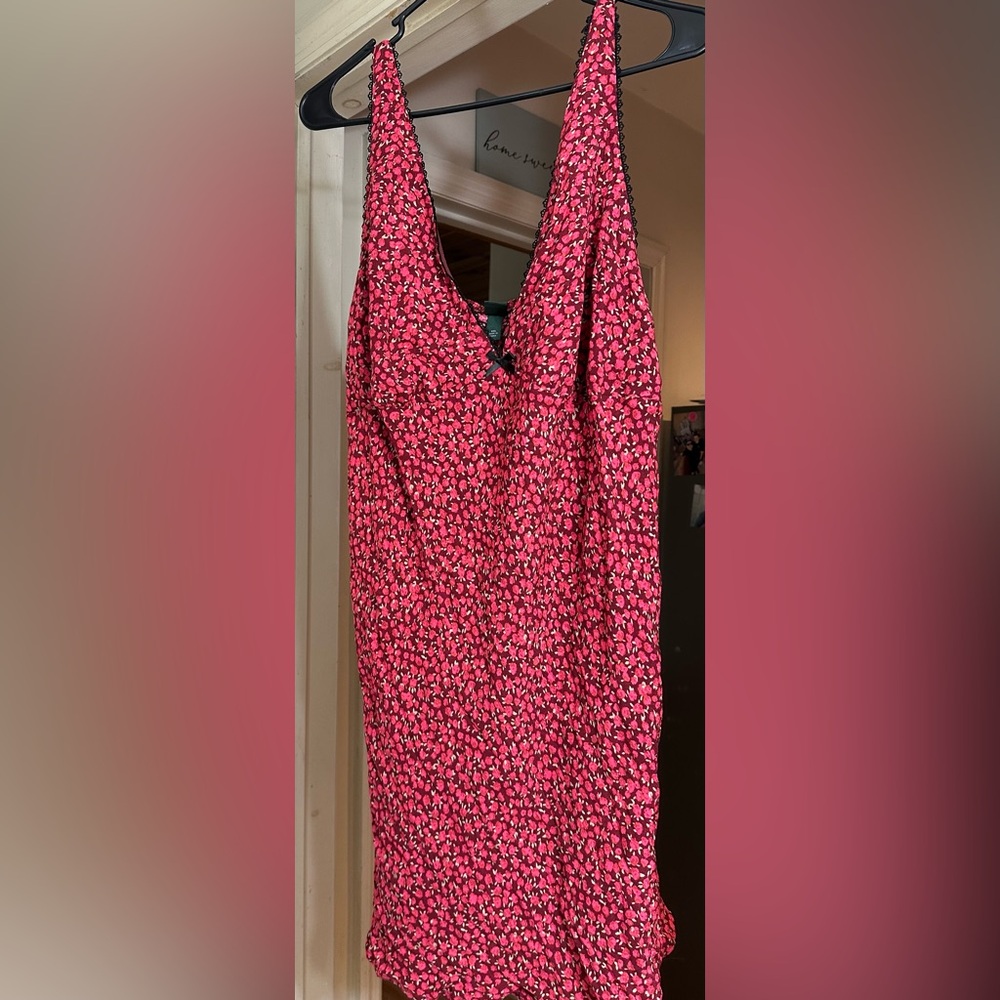 Women's Slip Mini Tank Dress - Wild
Fable Red Pop Floral